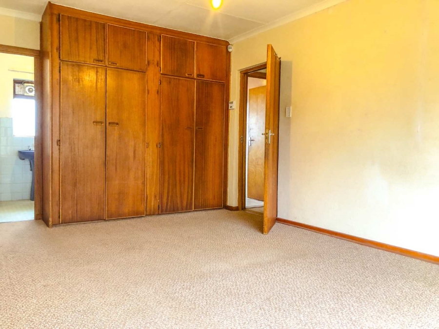 3 Bedroom Property for Sale in Dana Bay Western Cape